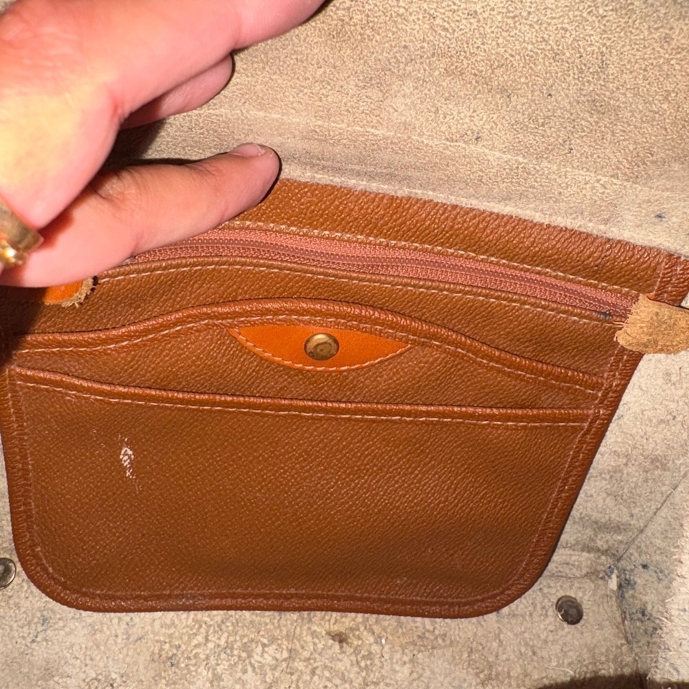 Vintage Dooney & Bourke Cream Essex Purse Tan Trim All Weather Leather AWL - Picture 5 of 7